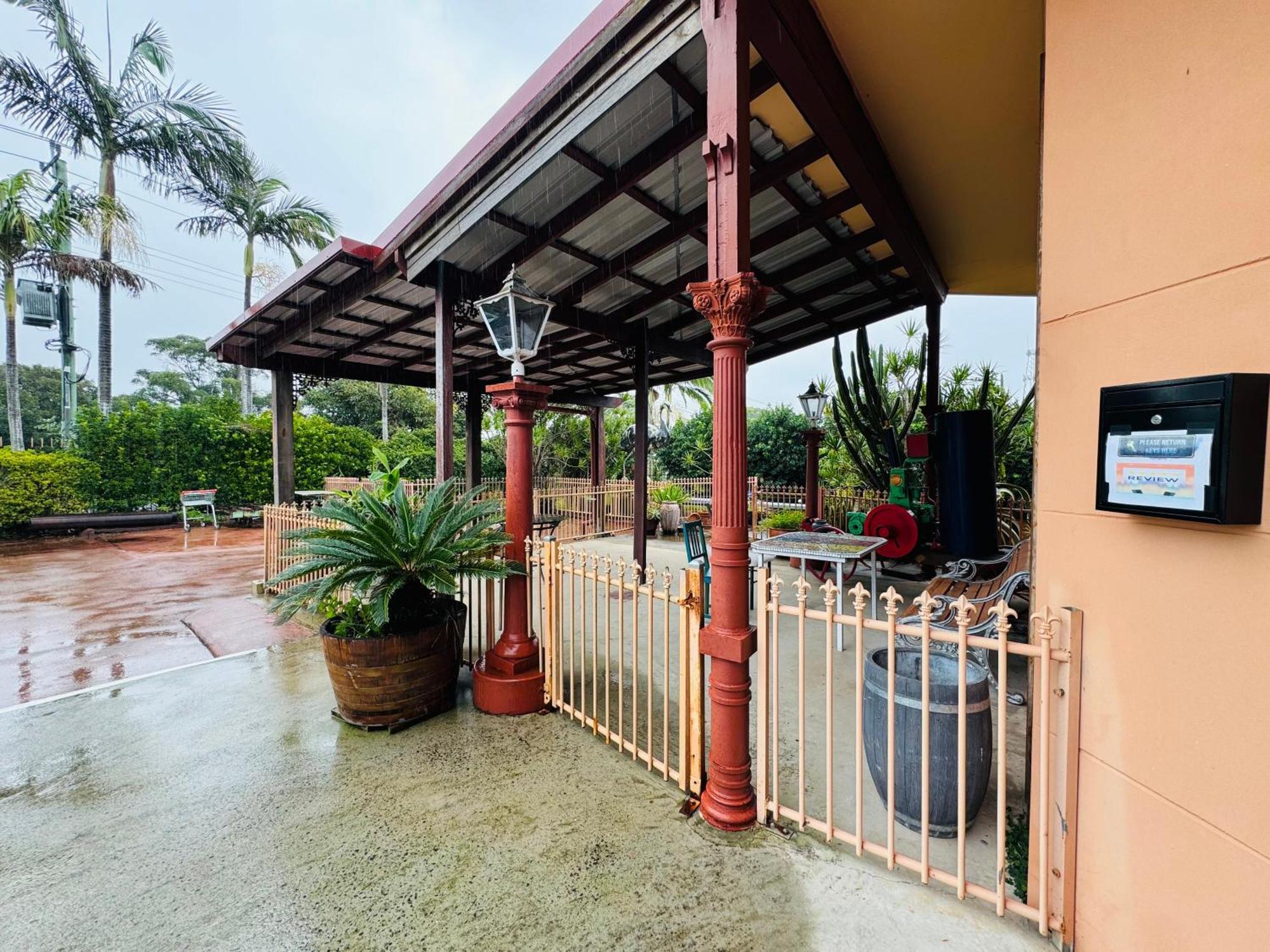 A Railway Lodge Taree Exteriör bild